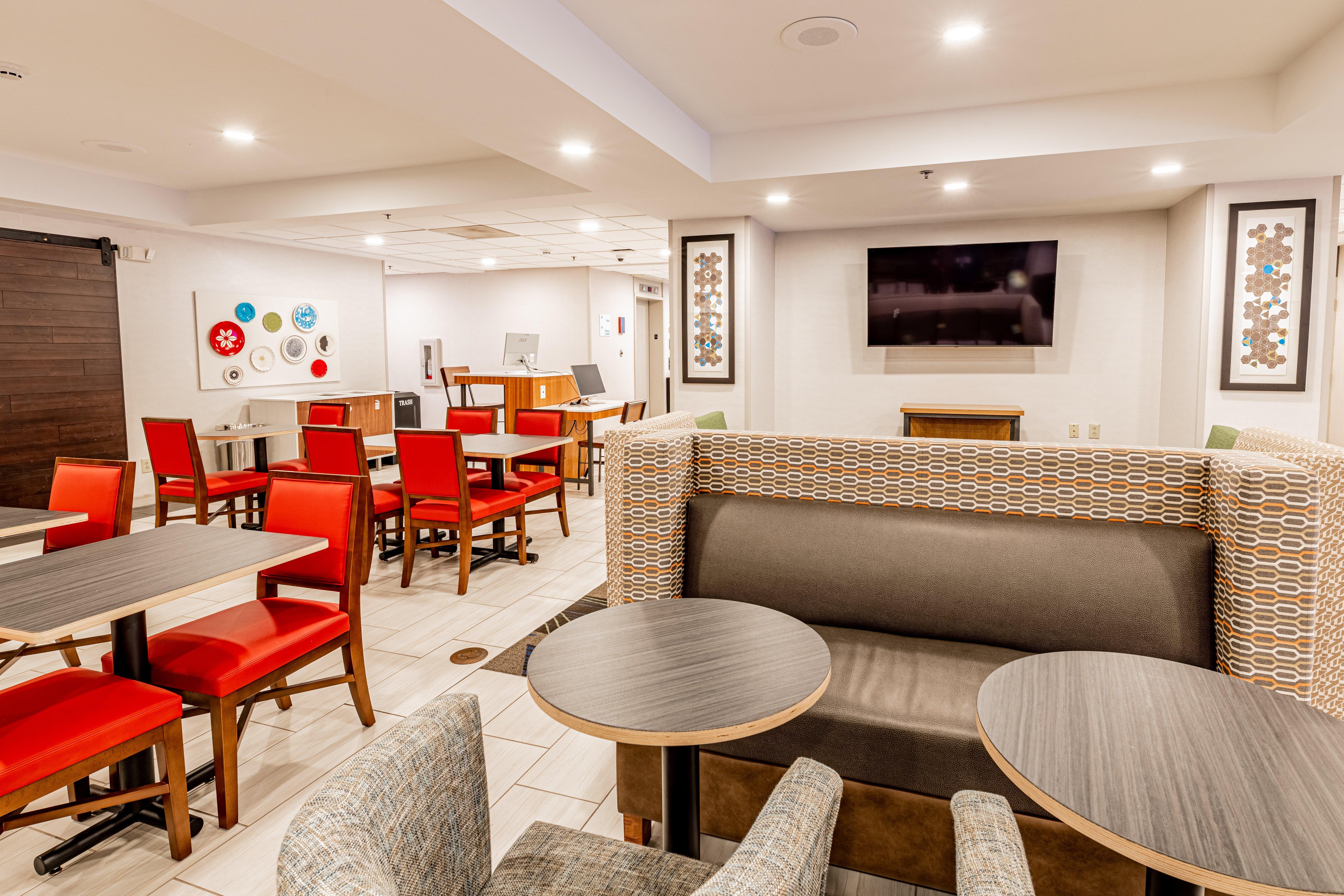 Holiday Inn Express Indianapolis South By Ihg Exterior photo